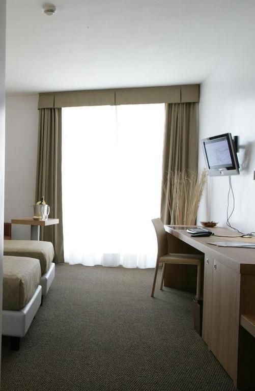 Hotel Sporting Pomezia Dış mekan fotoğraf